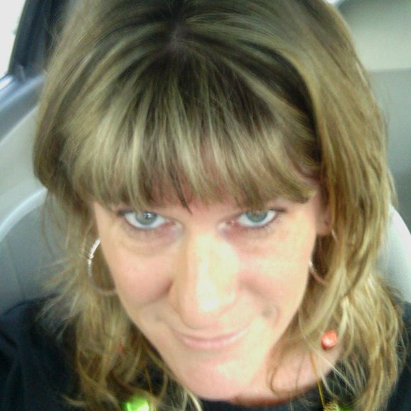 Meet your Posher, Michelle - Picture 1 of 1